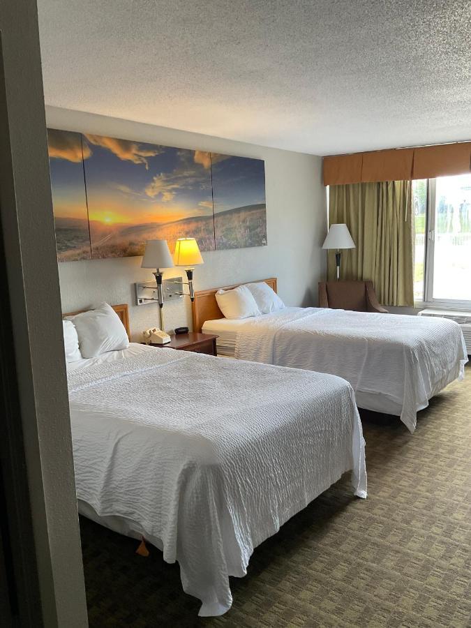 Days Inn By Wyndham Cambridge Extérieur photo