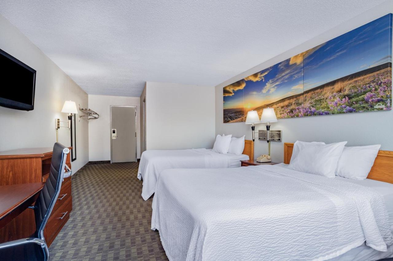 Days Inn By Wyndham Cambridge Extérieur photo